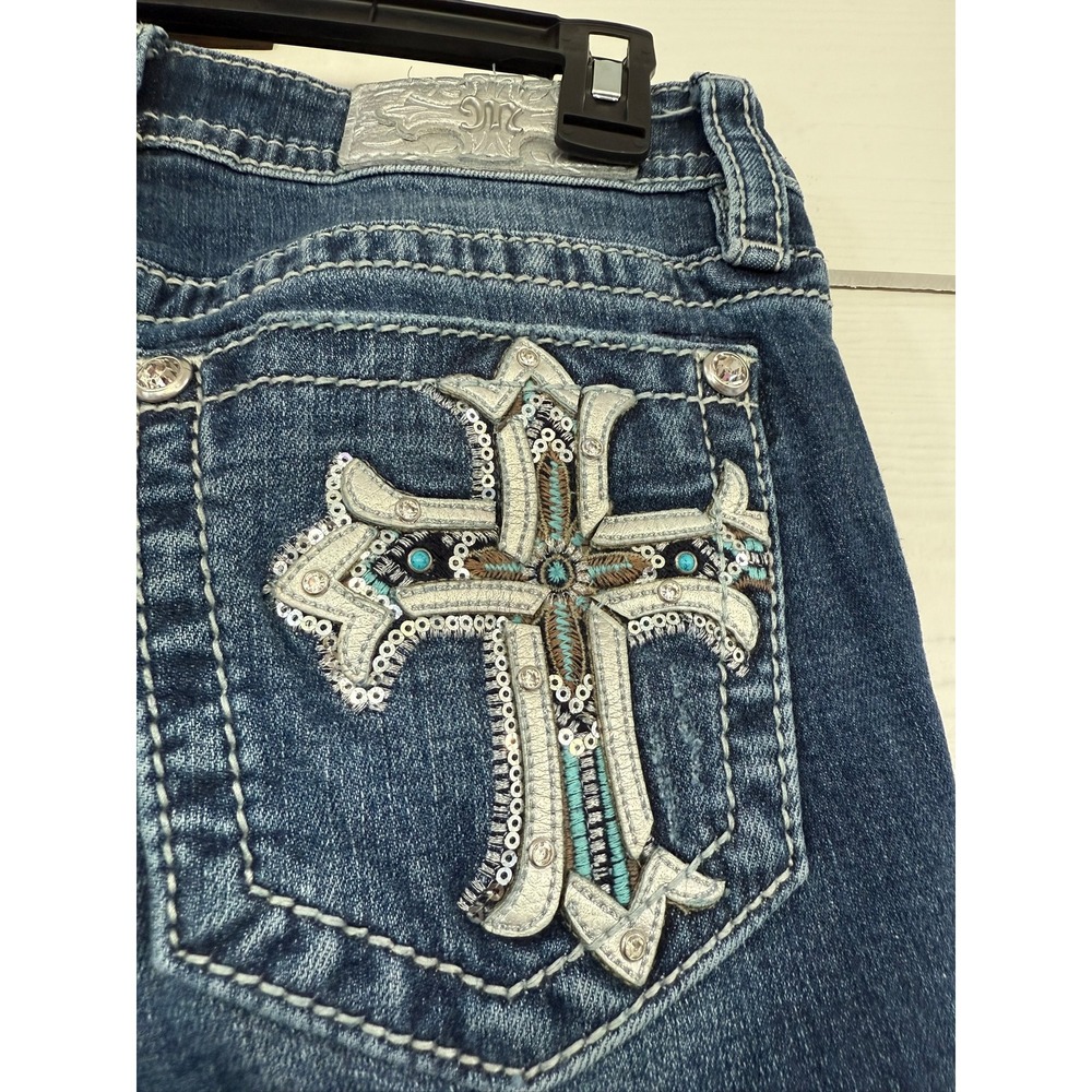 #D- 051- Miss Me Low Rise Tailored Bootcut Jeans Dark Wash Cross Embellished - Picture 5 of 8